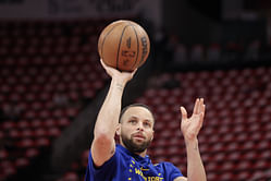 Warriors announce Steph Curry update amid thumb injury woes for Game 6 vs Rockets