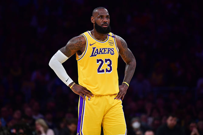 LeBron James sums up Lakers' season while maintaining his key objective