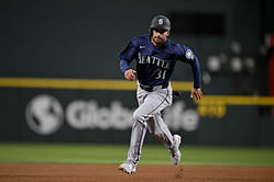 Mariners star Rhylan Thomas' mom sends emotional message after son's big league debut