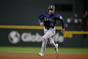 Mariners star Rhylan Thomas' mom sends emotional message after son's big league debut
