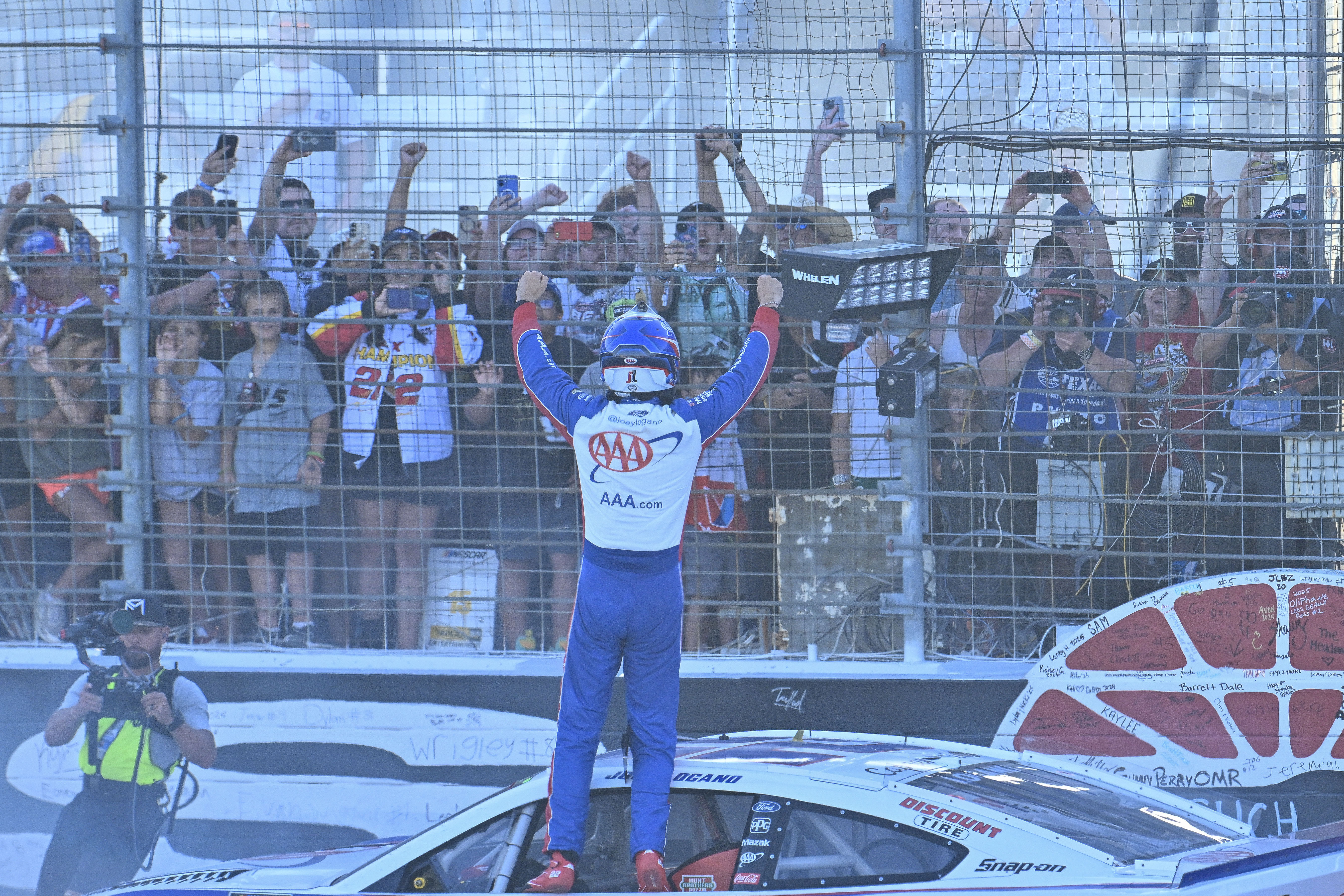 NASCAR: Wurth 400 presented by LIQUI MOLY - Source: Imagn