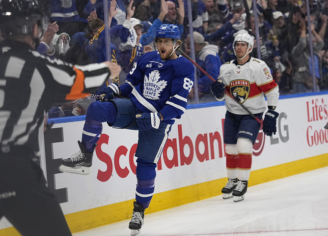 Panthers' Aleksander Barkov gets 100% honest about 'elite' $92,000,000 rival ahead of Game 3 against Maple Leafs