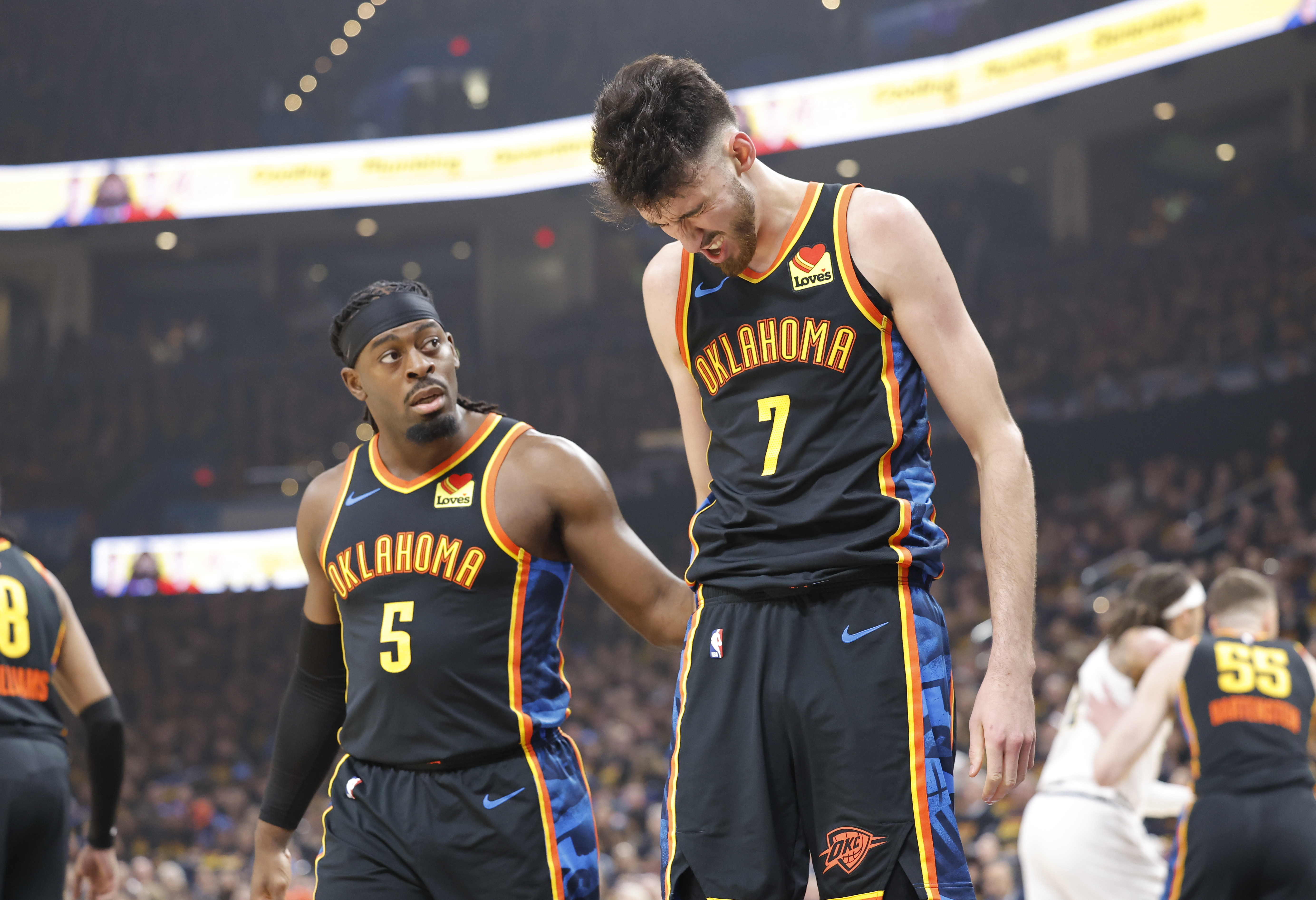 OKC HC Mark Daigenault & Alex Caruso make their feelings clear on Chet Holmgren's responsibilities after nightmare Game 1