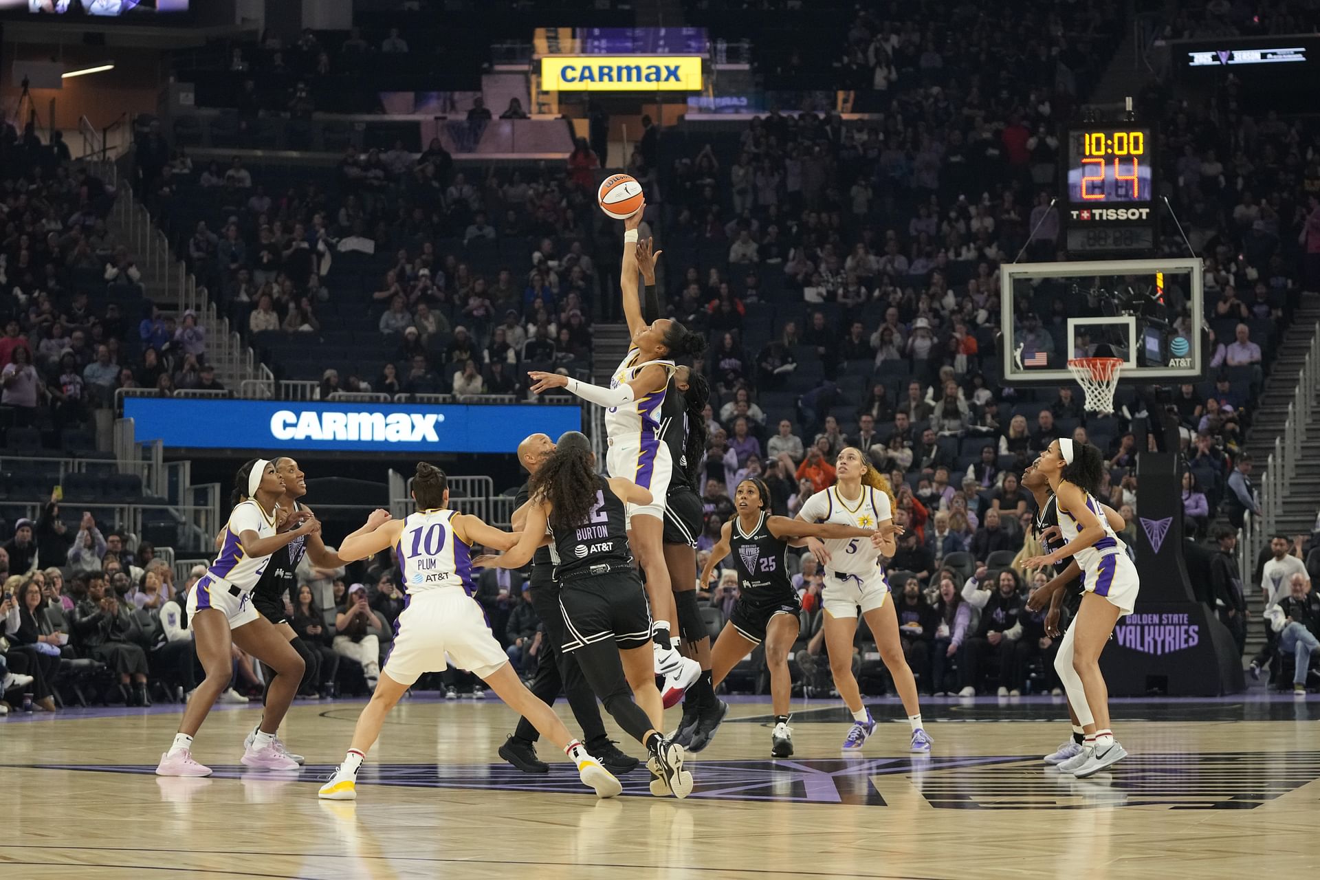 WNBA: Preseason-Los Angeles Sparks at Golden State Valkyries - Source: Imagn