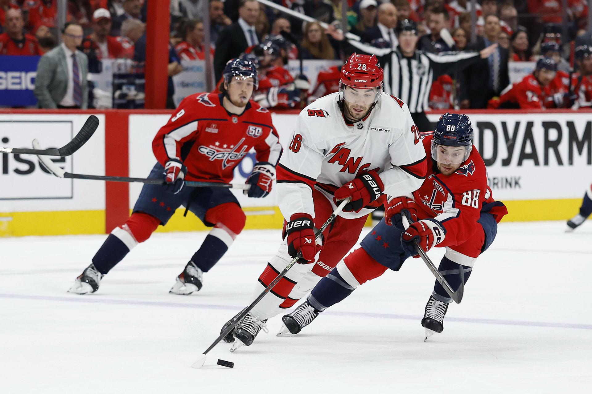 NHL: Stanley Cup Playoffs-Carolina Hurricanes at Washington Capitals - Source: Imagn