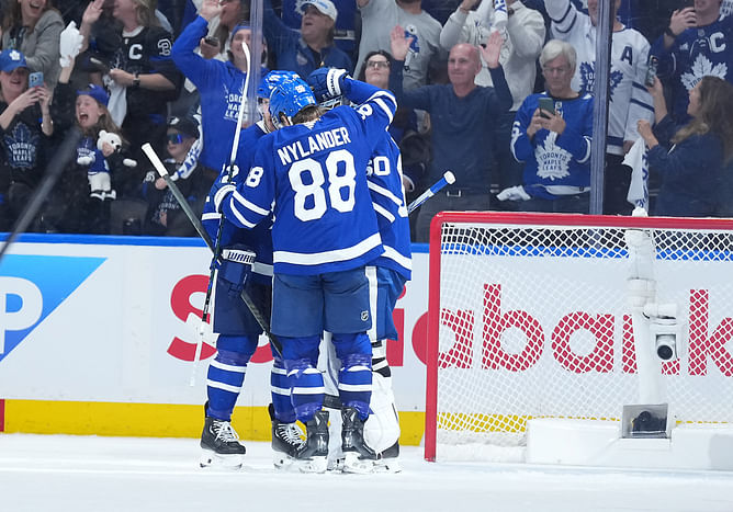 NHL analyst points out Maple Leafs' 'biggest difference' after rare 2-0 series lead against Panthers - "All about counter punch"