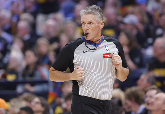 "We got the extender" - Knicks fans rejoice as Scott Foster takes on officiating duties for all-important Game 3