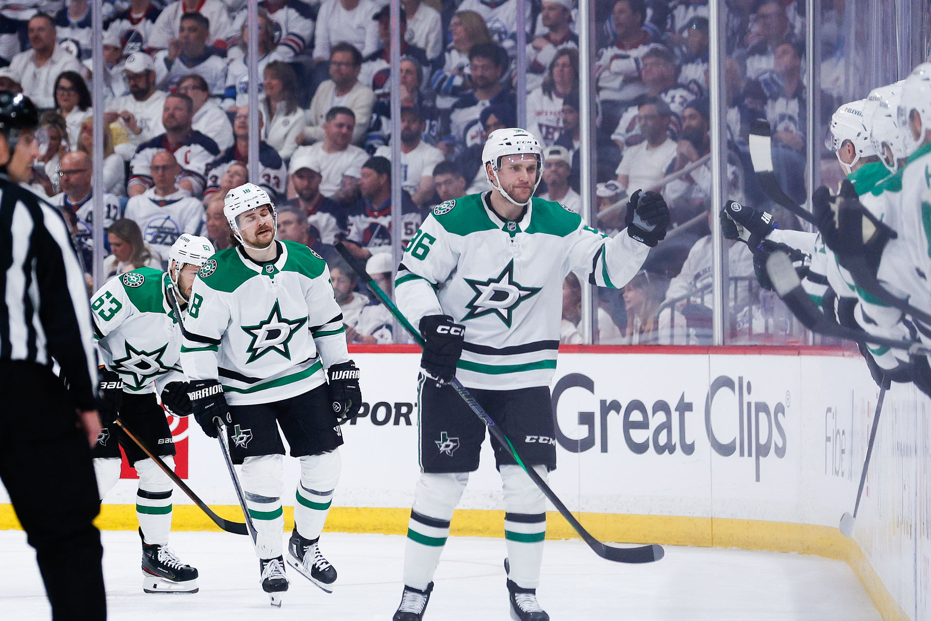NHL: Stanley Cup Playoffs-Dallas Stars at Winnipeg Jets - Source: Imagn