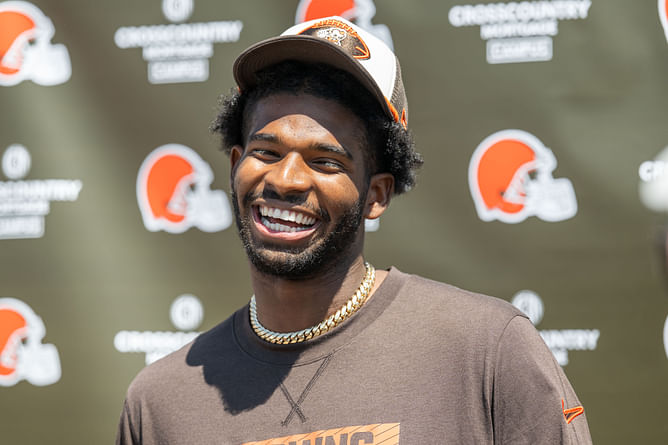 NFL insider claims Shedeur Sanders may have been handed rarest rookie privilege