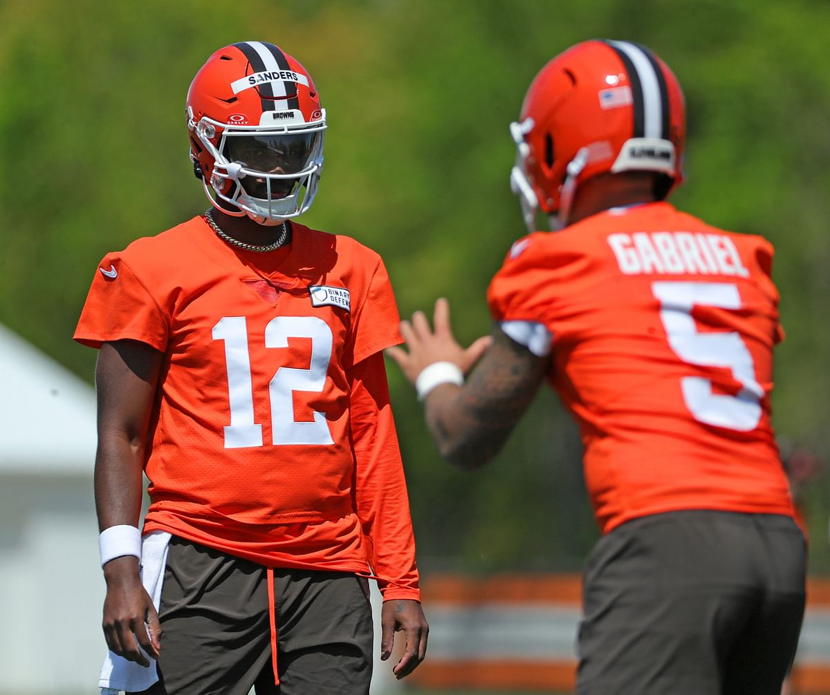 Browns HC Kevin Stefanski reveals QB plans amid Shedeur Sanders and Dillion Gabriel's rookie battle in OTAs