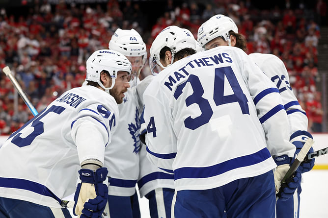 Ex-NHL HC makes his thoughts crystal clear on whether Maple Leafs should alter top line after back-to-back losses