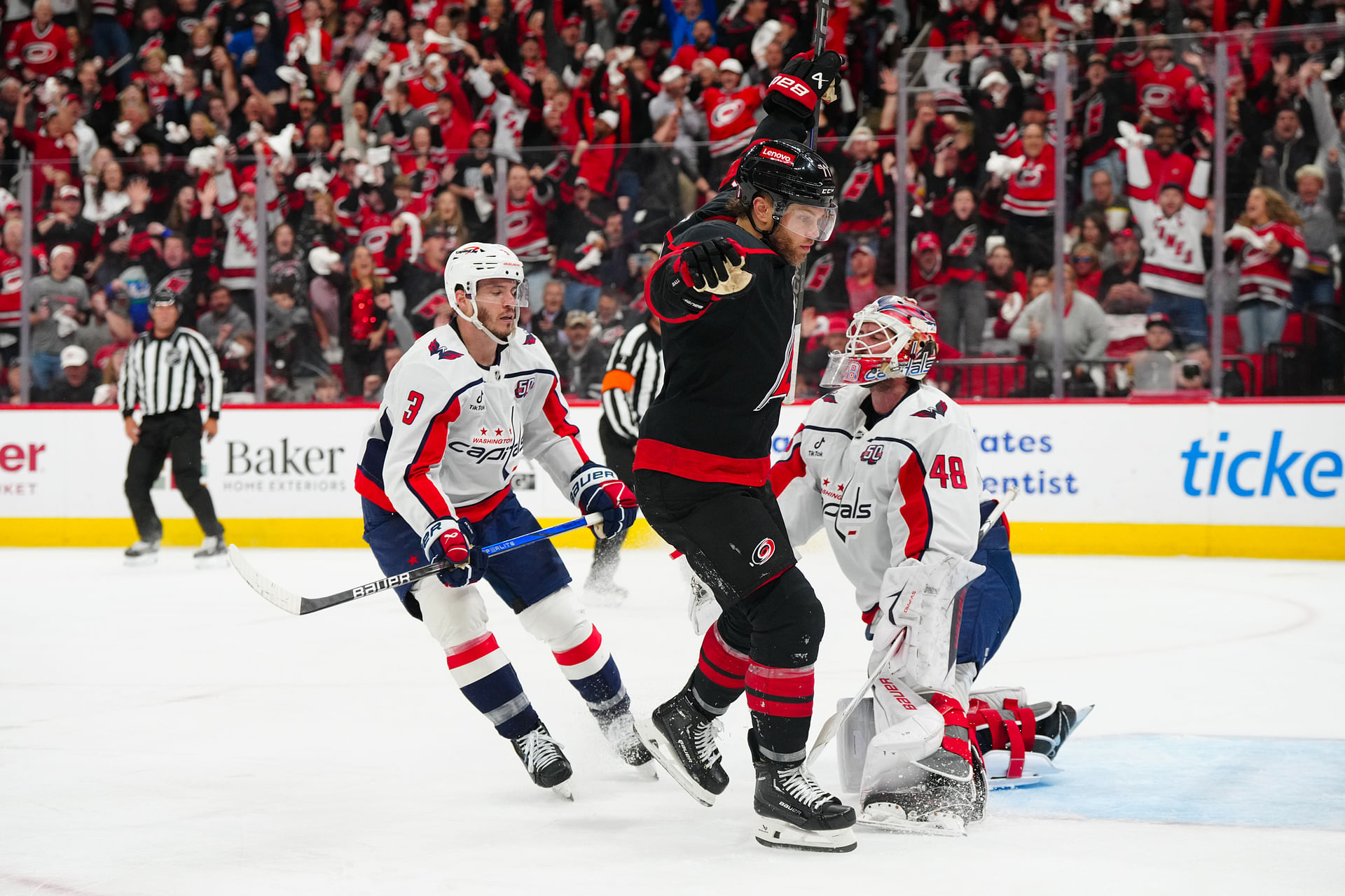 NHL: Stanley Cup Playoffs-Washington Capitals at Carolina Hurricanes - Source: Imagn