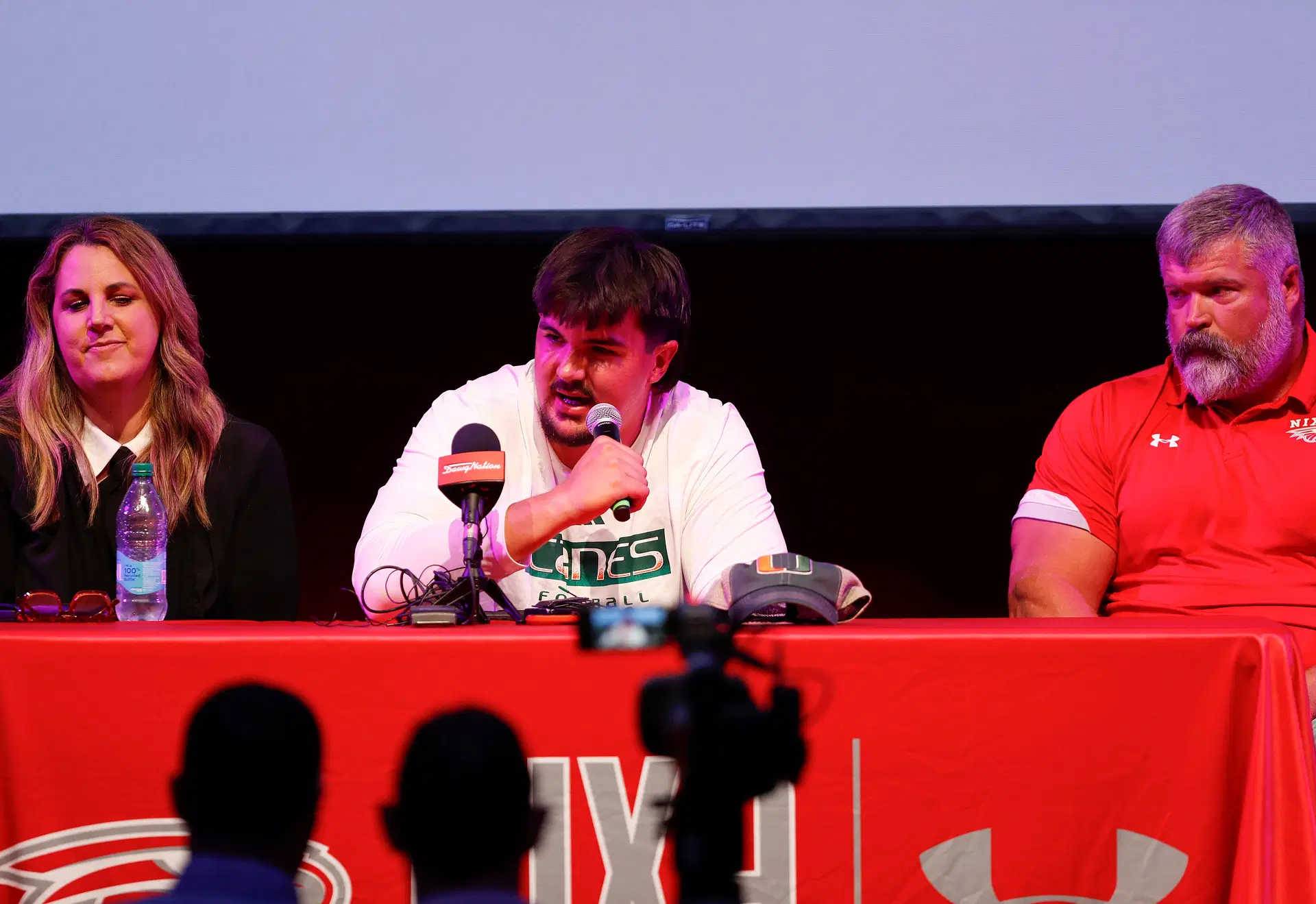 Nixa High School offensive tackle Jackson Cantwell, the No. 1 ranked high school football recruit for the class of 2026, announced he will play football at Miami during a ceremony on Tuesday, May 13, 2025. - Source: Imagn