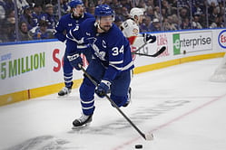 "Can't believe he didn't flop a la Marner": NHL fans react as Auston Matthews endures no-penalty call high stick to the face