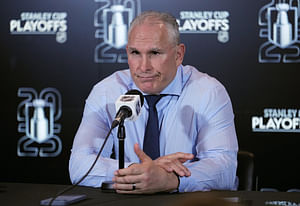 Leafs HC Craig Berube sends deepest condolences to Jets' Mark Scheifele after tragic death of his father, Brad