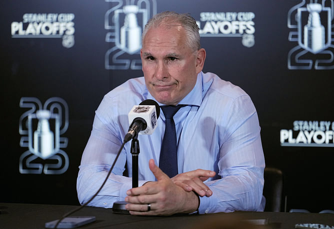 Leafs HC Craig Berube sends deepest condolences to Jets' Mark Scheifele after tragic death of his father, Brad