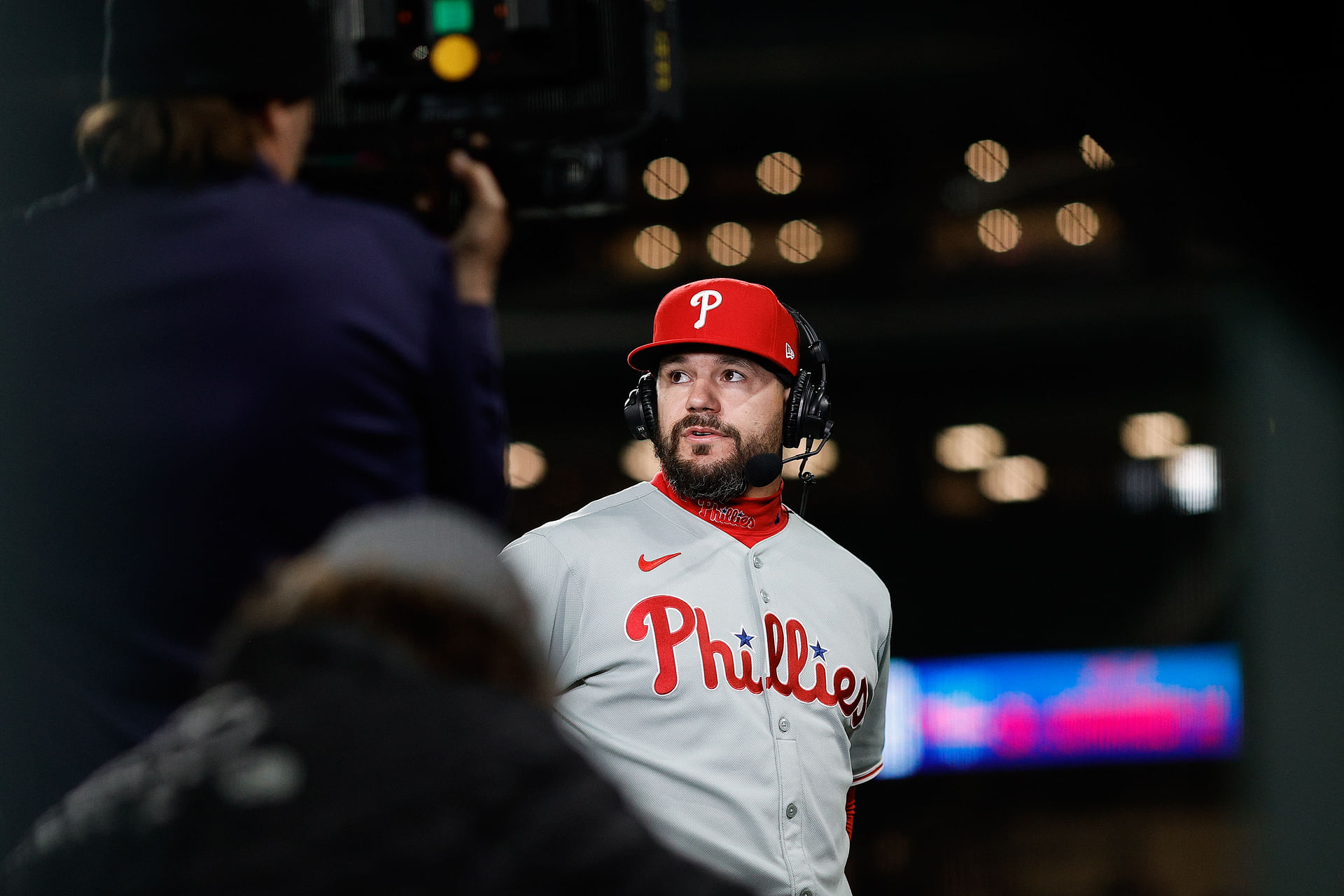 Kyle Schwarber locked in and ready to launch one tonight - Source: Imagn
