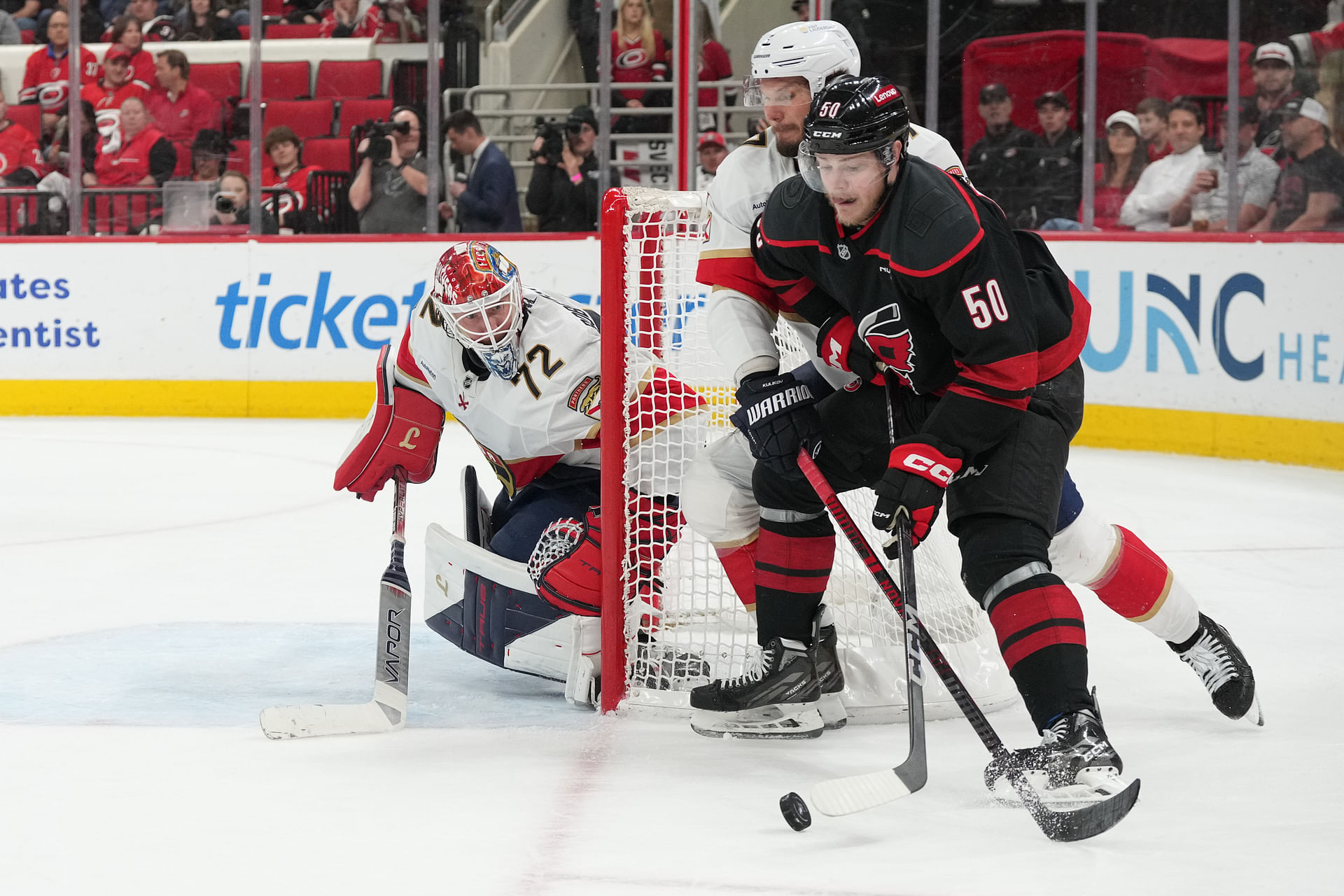 NHL: Stanley Cup Playoffs-Florida Panthers at Carolina Hurricanes - Source: Imagn
