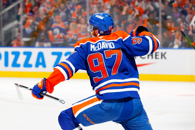 Ex-Oilers HC Craig MacTavish draws bold comparison between Connor McDavid and NHL legend Mark Messier