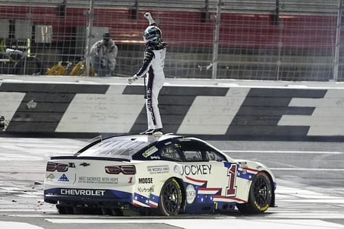 Ross Chastain drives the #1 Chevrolet Camaro for Trackhouse Racing - Source: Imagn