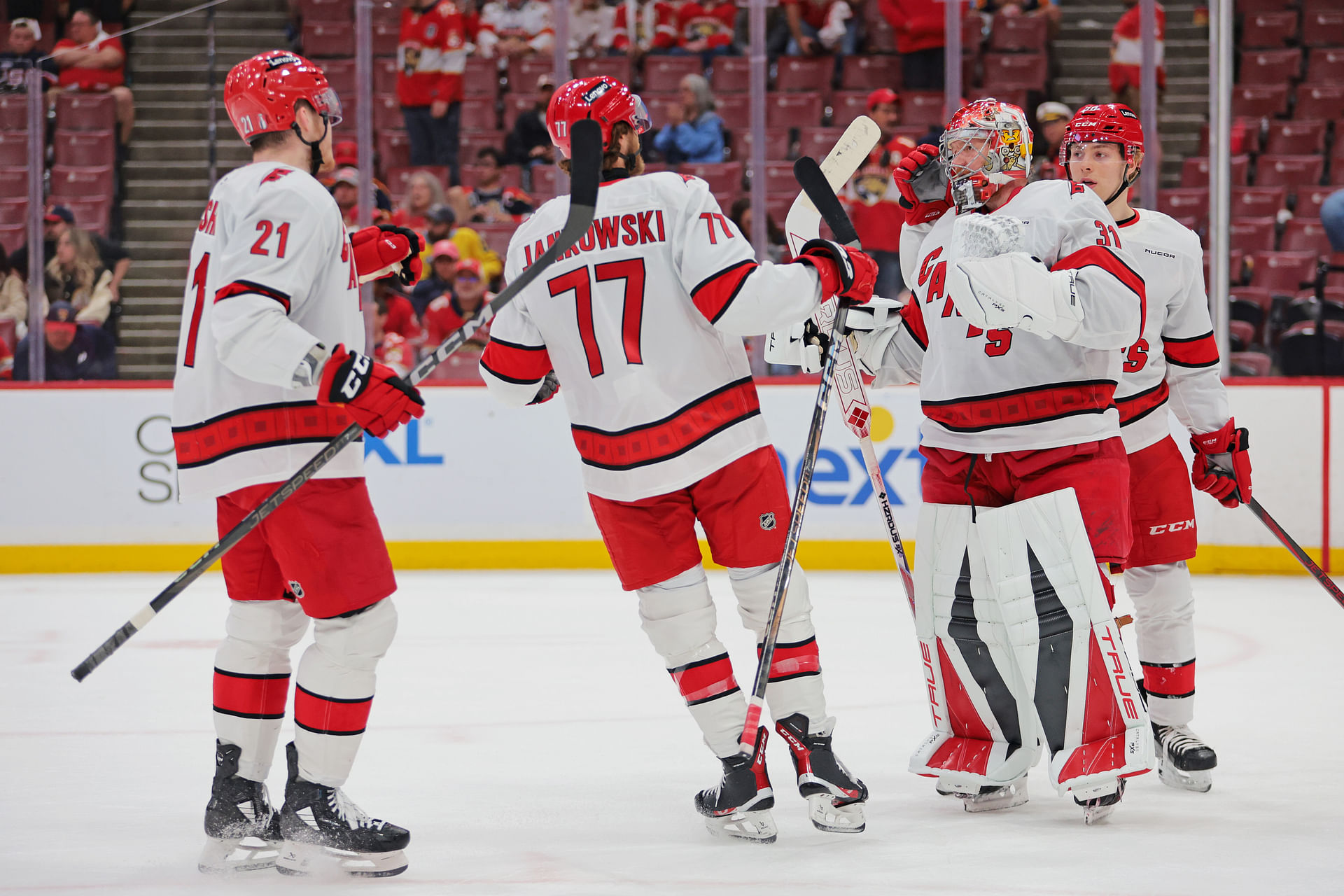 NHL: Stanley Cup Playoffs-Carolina Hurricanes at Florida Panthers - Source: Imagn