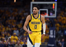 Tyrese Haliburton's uber efficient passing night lands him behind only Tom Brady & Drew Brees in impressive stat