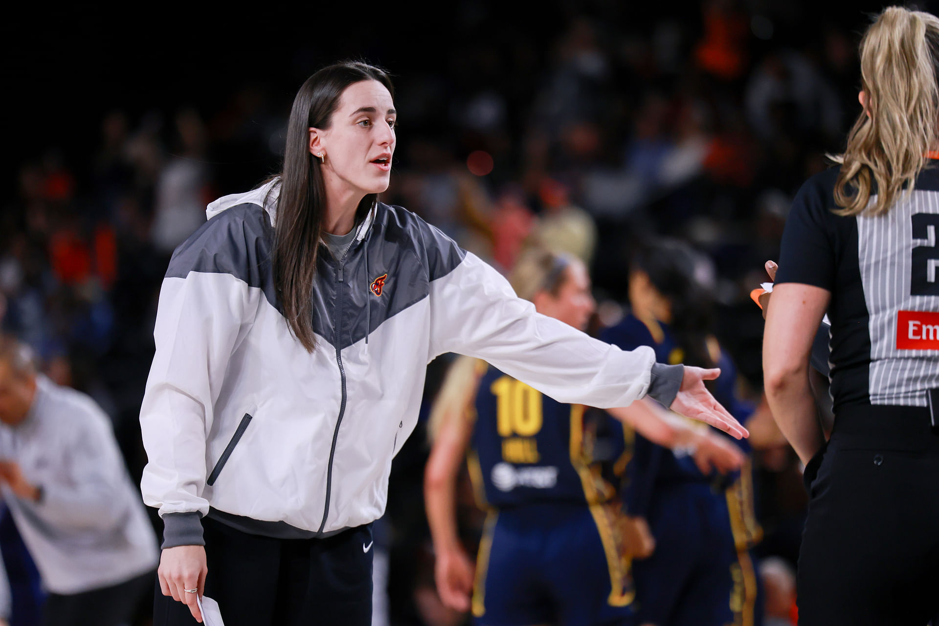 Caitlin Clark surprises fans with her trick shots with Dude Perfect (Image Source: IMAGN)