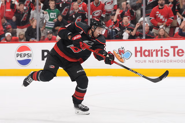 NHL: Stanley Cup Playoffs-Florida Panthers at Carolina Hurricanes - Source: Imagn