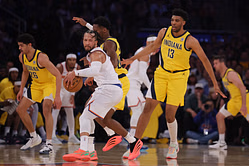 Jalen Brunson's fan delivers knockout blow to Bennedict Mathurin's fan as Knicks vs. Pacers rivalry turns wild outside MSG
