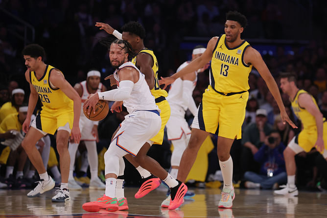 Jalen Brunson's fan delivers knockout blow to Bennedict Mathurin's fan as Knicks vs. Pacers rivalry turns wild outside MSG