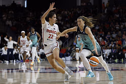 "Saw a lot of myself in her" - Sabrina Ionescu makes feelings clear on $247,688 rookie