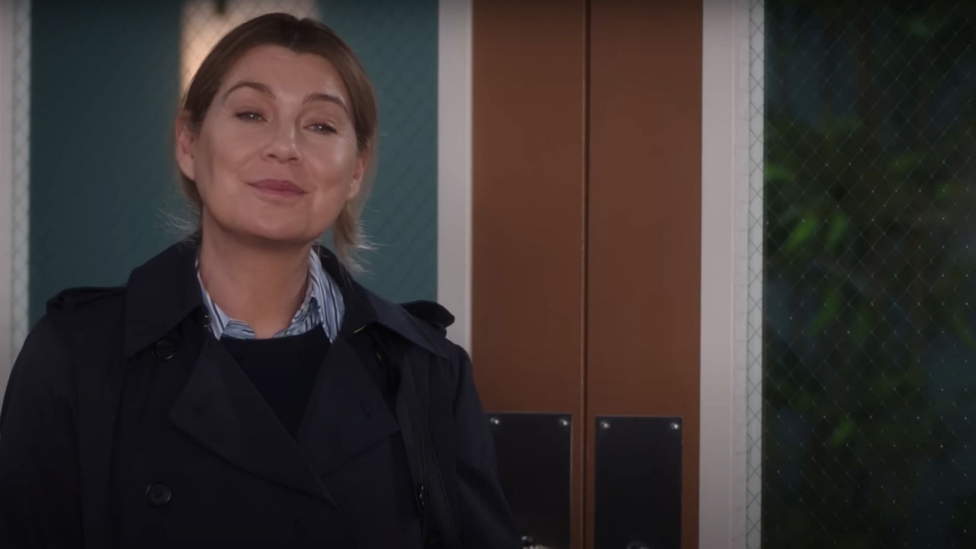 Meredith Grey returns to Grey Sloan Memorial (Image via YouTube/ABC)