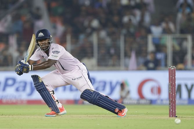 Is Sherfane Rutherford playing today’s GT vs MI IPL 2025 Eliminator?