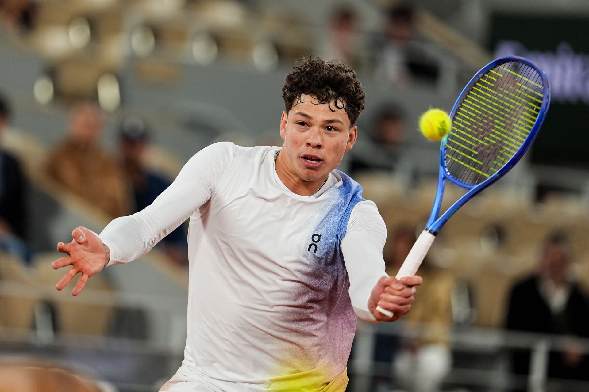 Ben Shelton in action during his first-round match against Lorenzo Sonego at the 2025 French Open (Source: Getty)