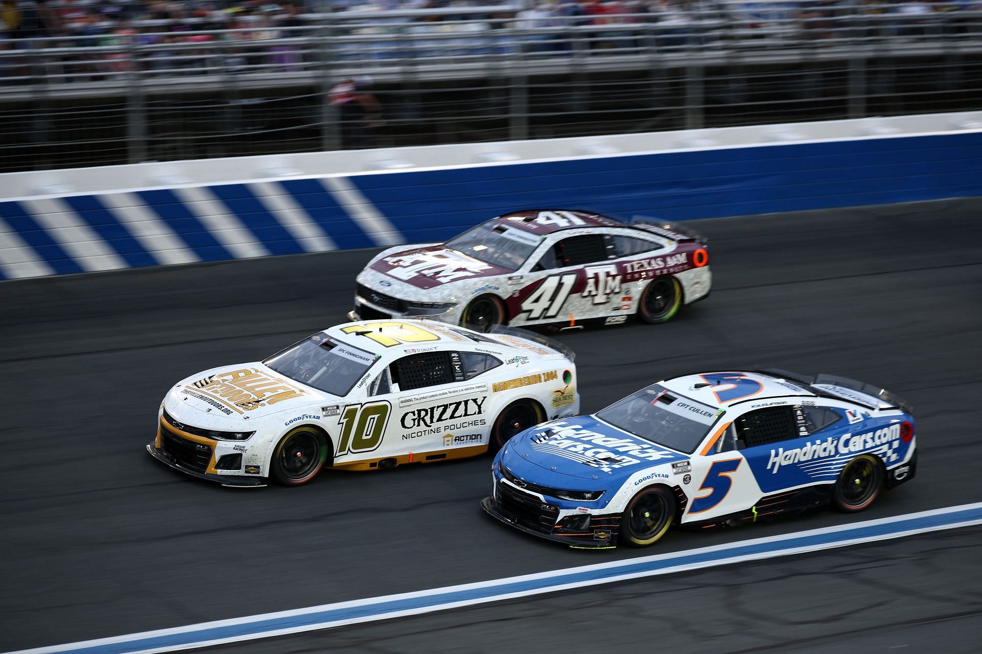 NASCAR drivers race during the Coca-Cola 600 at Charlotte Motor Speedway on May 25, 2025 - Source: Getty