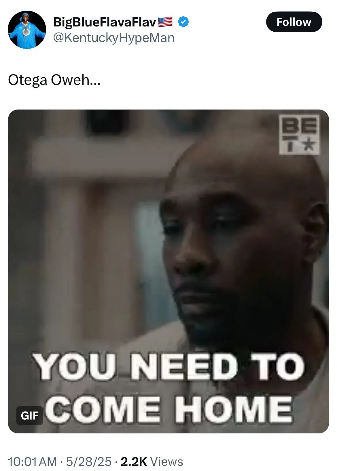 A Kentucky fan encourages Oweh to return to the Wildcats