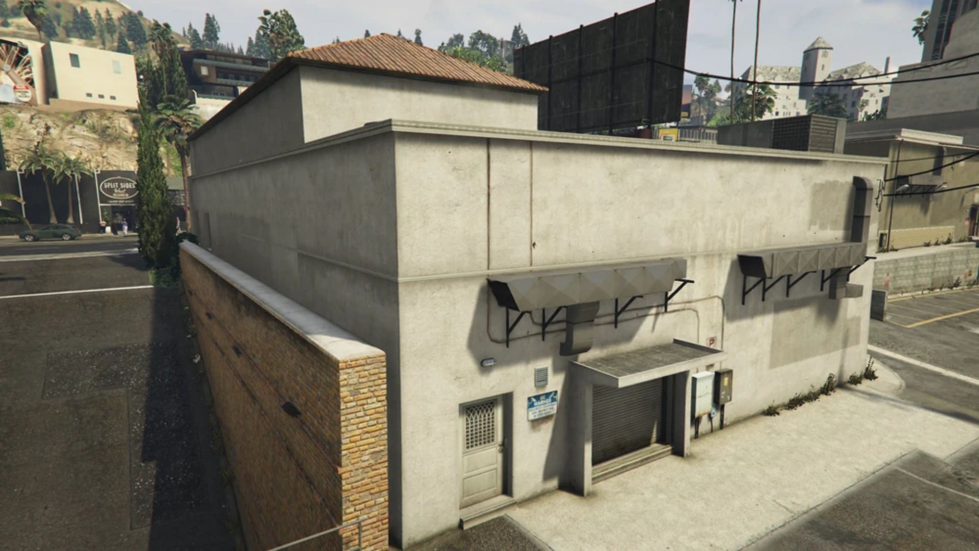 Best Special Cargo Warehouse location 4/5 (Image via Rockstar Games || GTA Wiki)