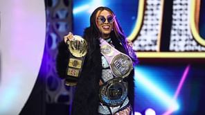 "Bombshell" - Current WWE star reacts after Mercedes Mone posts jaw-dropping pictures