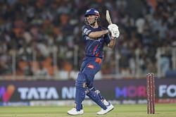 Mitchell Marsh smashes a straight 6 off Sai Kishore to reach yet another 50 in GT vs LSG IPL 2025 match [Watch]