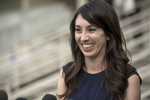 Michelle Hadley addresses the media after being cleared of all charges in a complicated plot to frame her in Fullerton, California (Image via Getty)