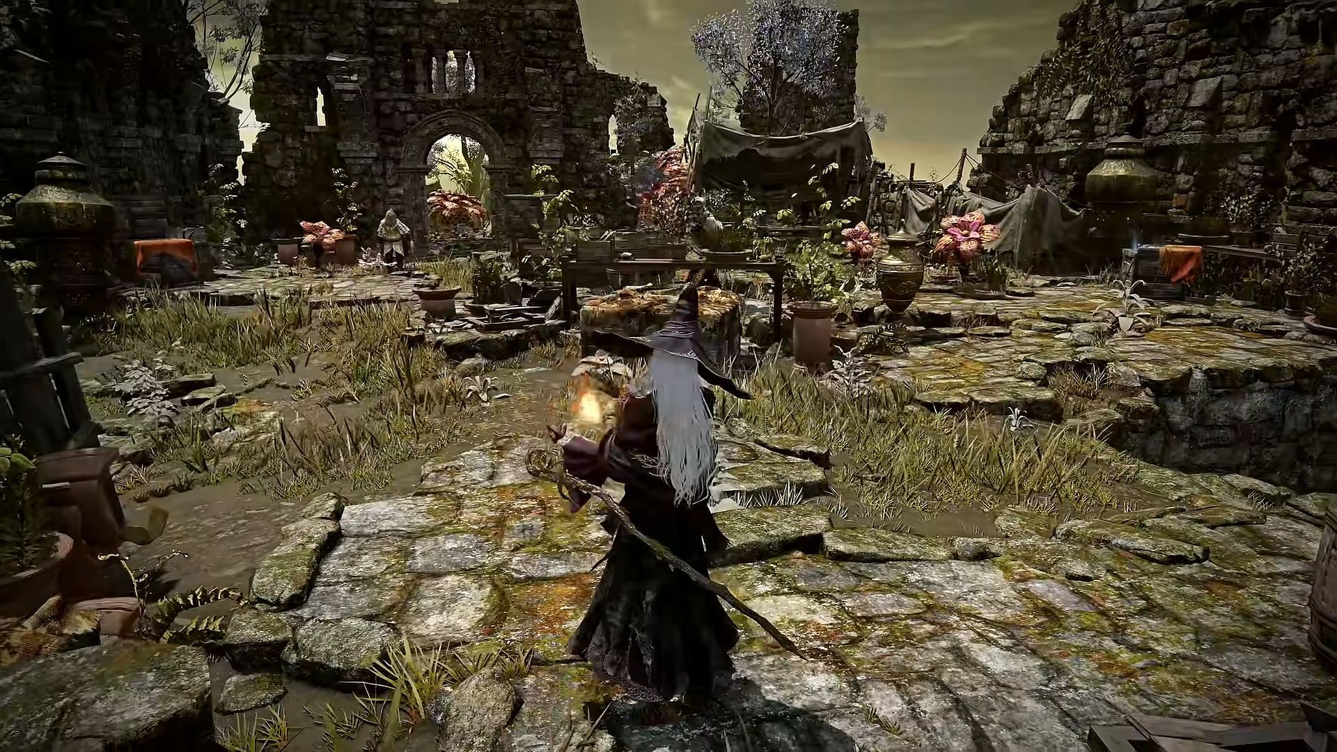 Understand Recluse's spells to optimize her damage (Image via FromSoftware || Bandai Namco Entertainment)