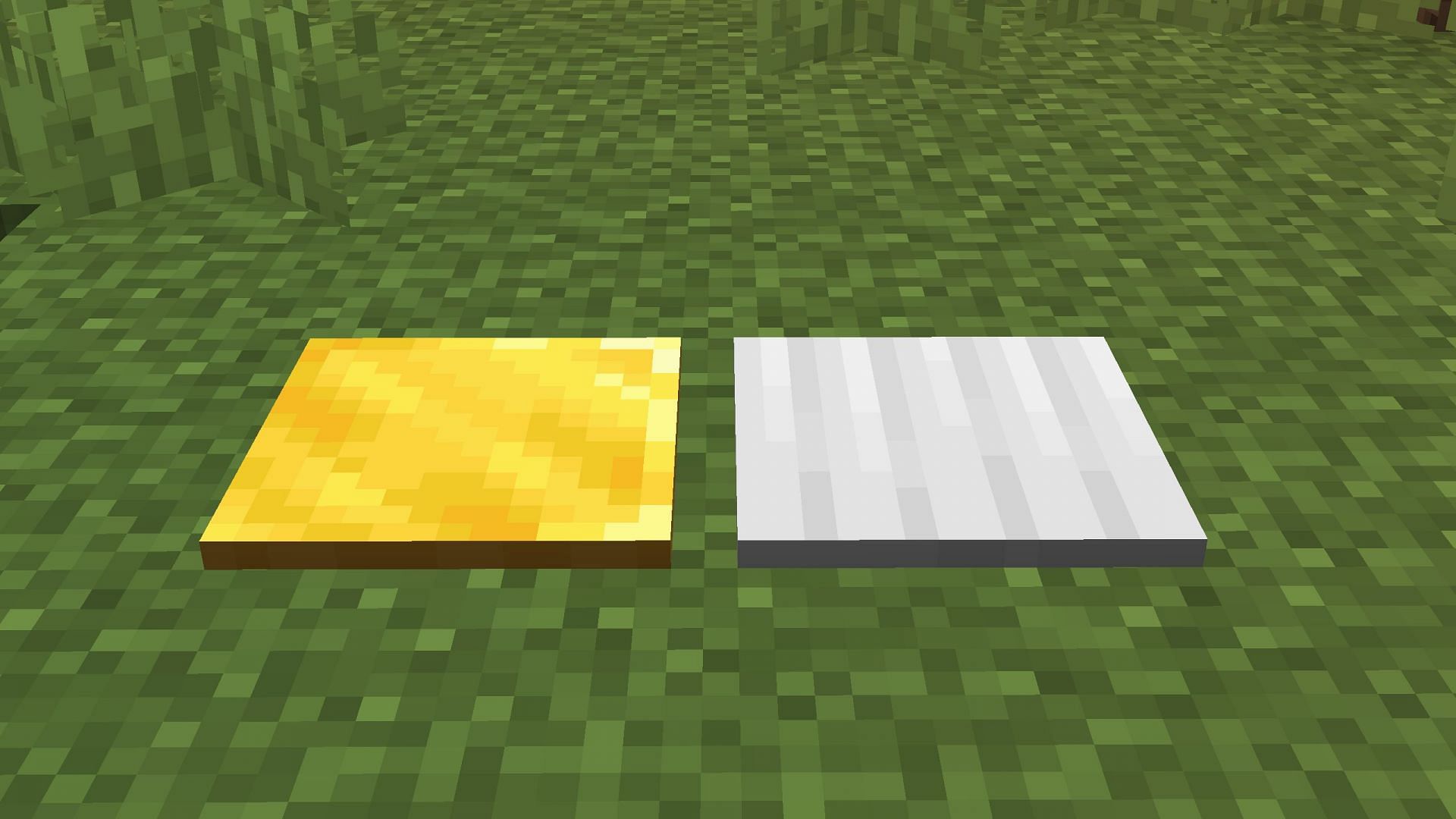 There is one major difference between heavy and light weighted pressure plates. (Image via Sportskeeda Gaming || Mojang Studios)