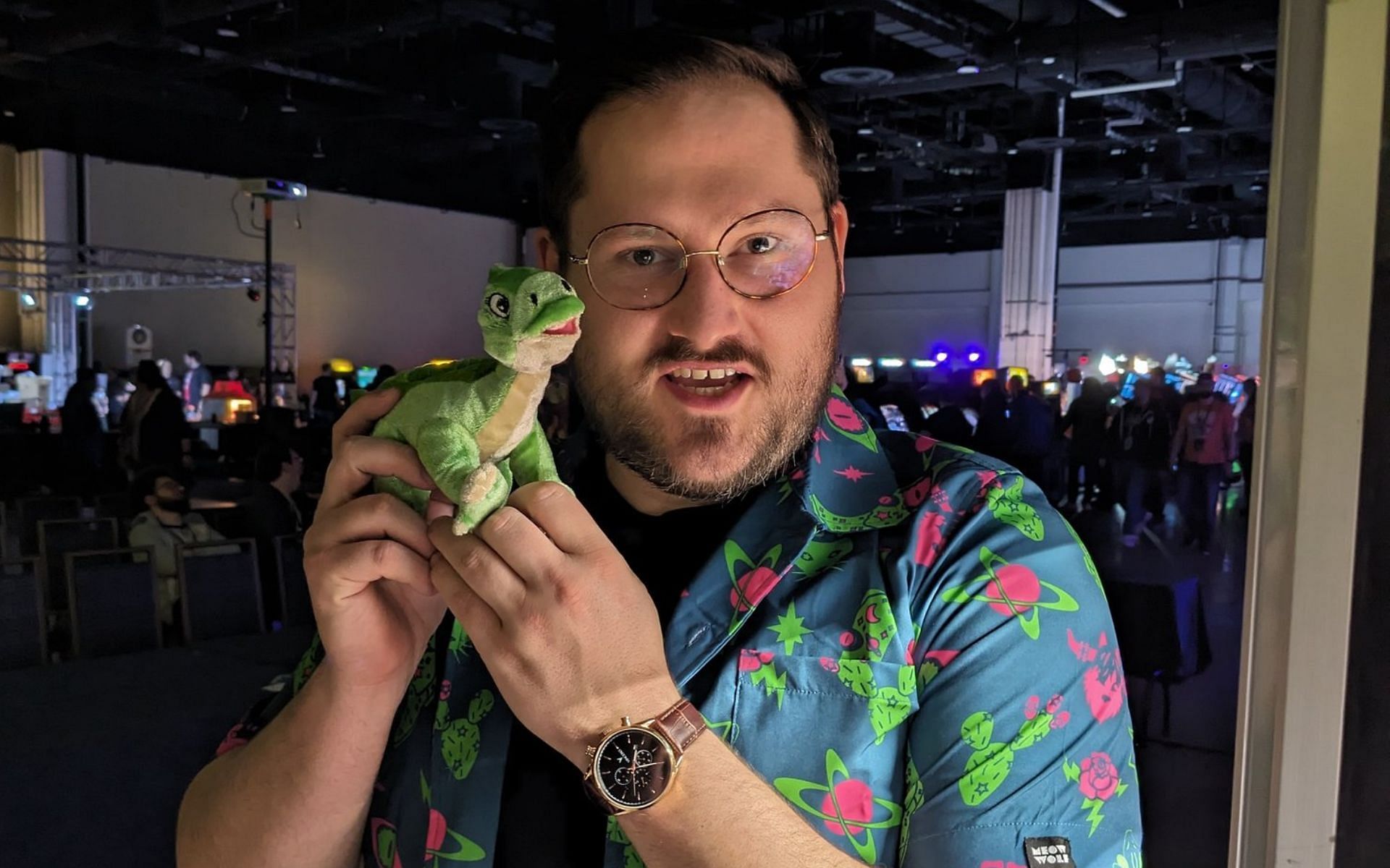 What are the allegations against YouTuber Saberspark?