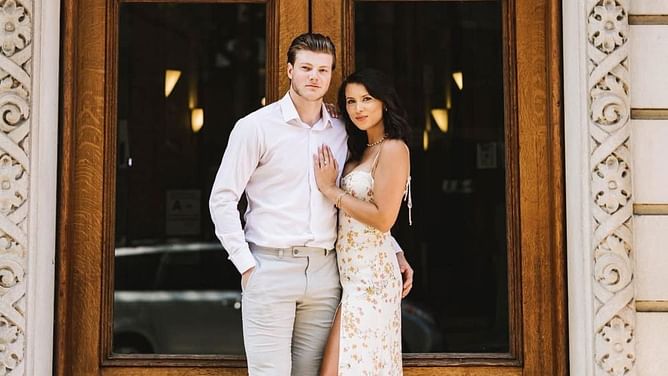 Eric Robinson's wife Allison drops 2-word reaction as Canes advance to Eastern Conference Final