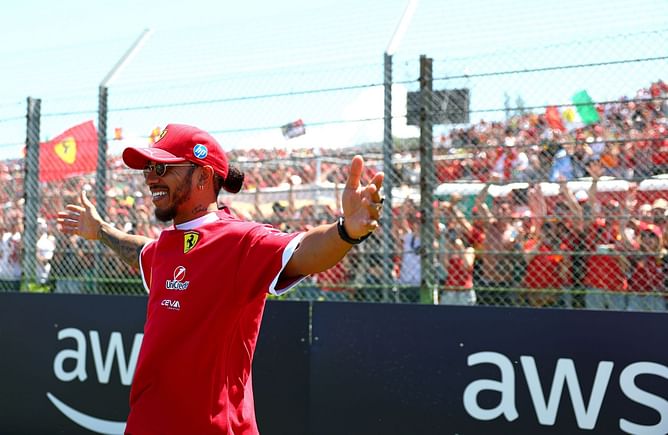 Damon Hill drops a 3-word reaction to Ferrari's heartwarming of Lewis Hamilton greeting the Tifosi in Imola
