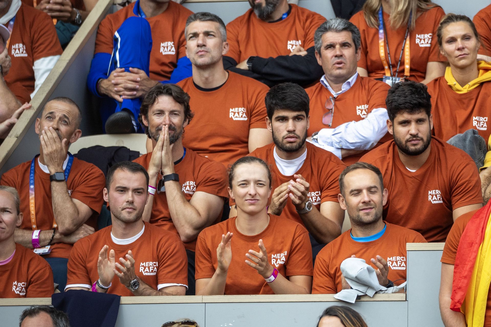 Carlos Alcaraz and Iga Swiatek among the spectators at the French Open 2025 - Source: Getty