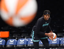 $385,000 Liberty star makes massive statement on Indiana Fever fans after win over Caitlin Clark and Co: "You gotta be ready"
