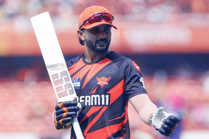 Why is Nitish Kumar Reddy not playing today's SRH vs DC IPL 2025 match?