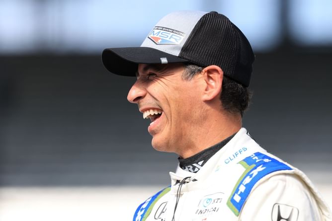 "Look at those bunch of old farts": Helio Castroneves reminisces his old days with Franchitti, Pagenaud and Kanaan amid Indy 500 practice
