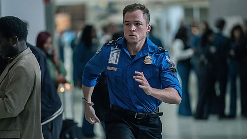 Still from Carry-On (Image via Netflix)